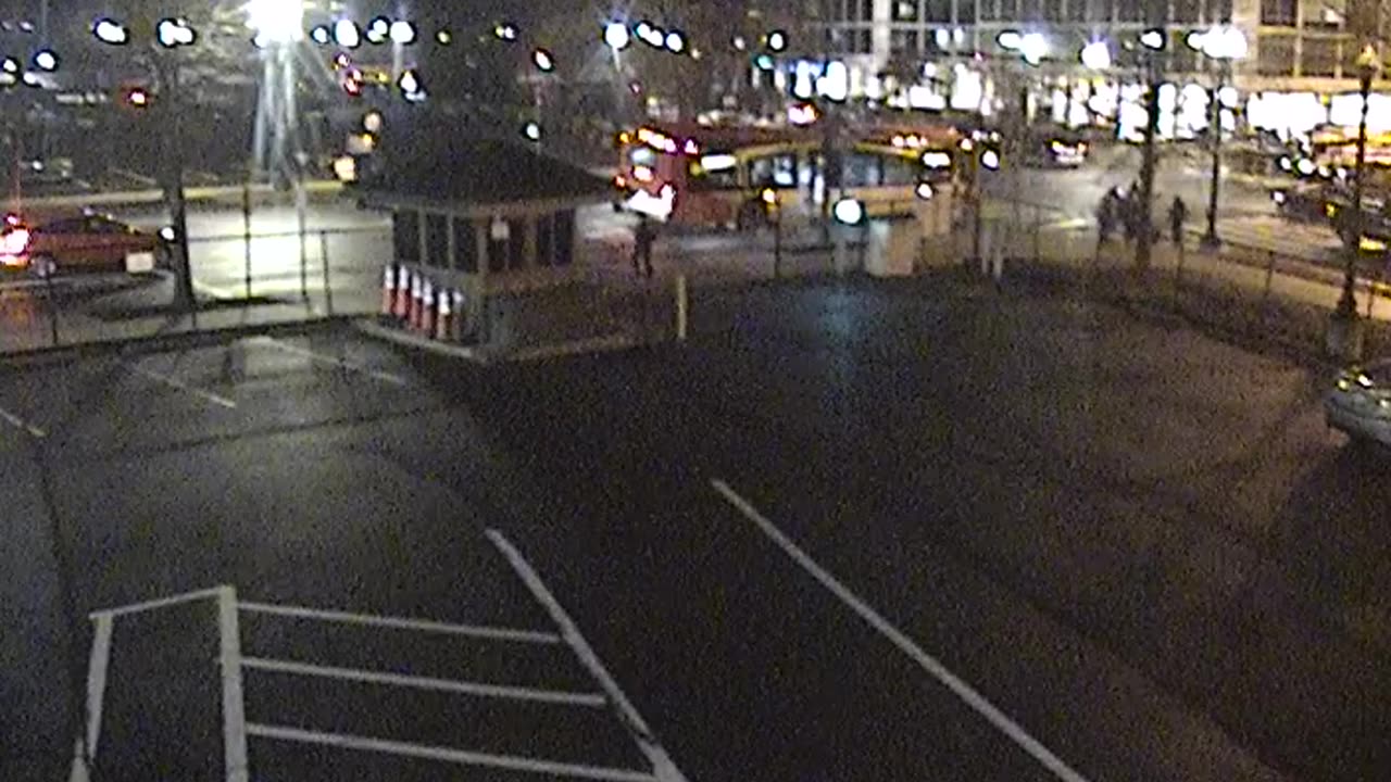 1902LOTS00Lot12SenateParking_2021-01-05_17h33min19s917ms.mp4