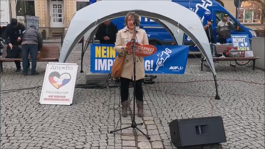 CORDULA GNEUß, AfD - KAMENZ, Markt, 08 04 2022, Kundgebung für Frieden, Freiheit...