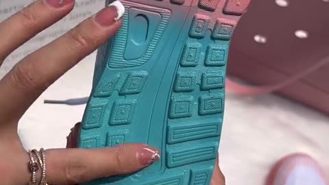 Tik tok sneakers