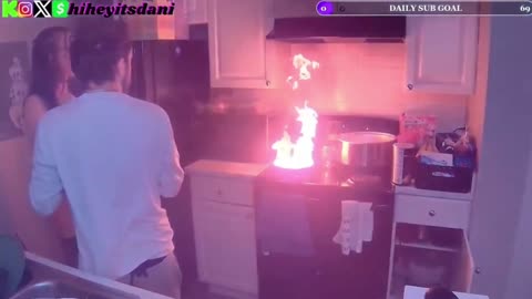 Streamer Set Kitchen on Fire