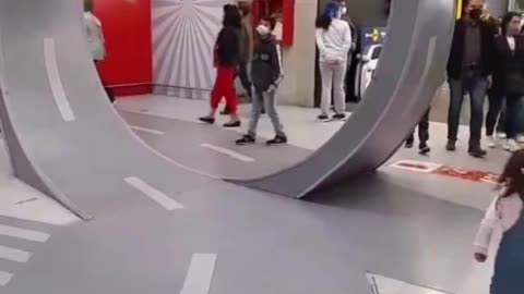 Watch: Little Girl Tries to Run the Loop with Determination! 🏃‍♀️💥