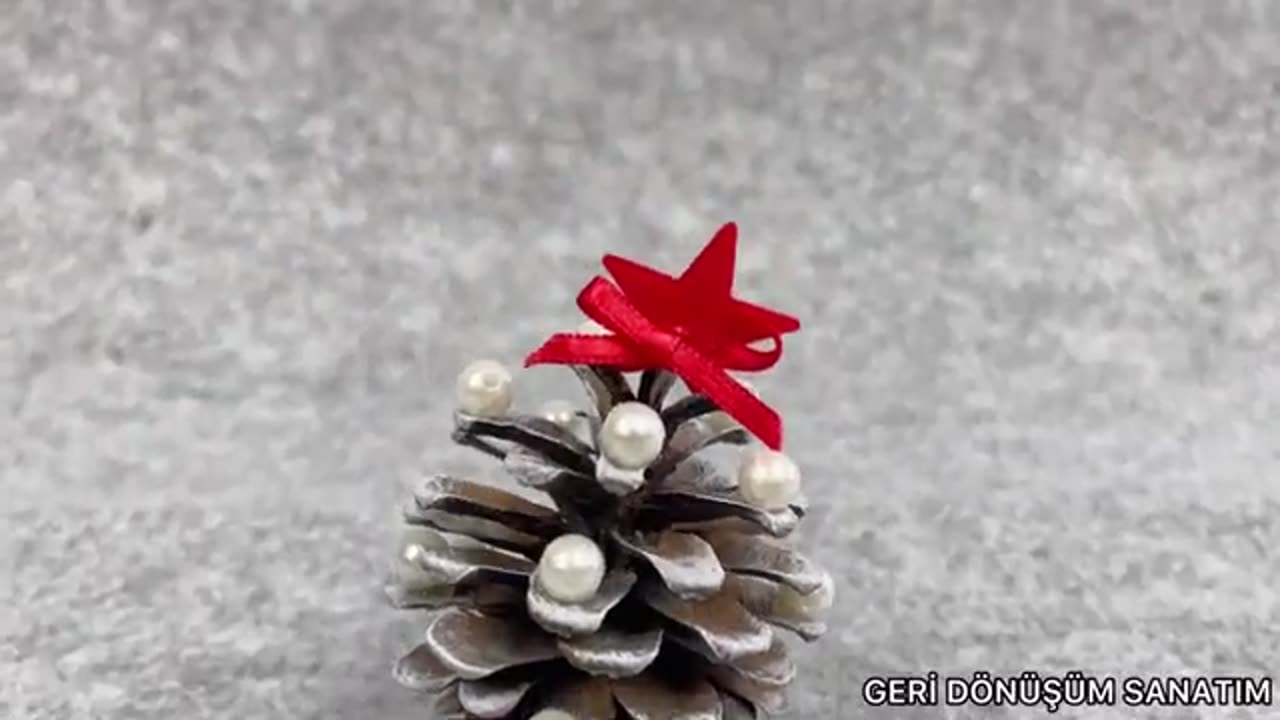 Make a Christmas tree