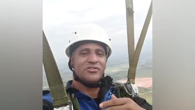 Salto de Paraquedas Redondo - Primeiro salto do Rene Araujo.