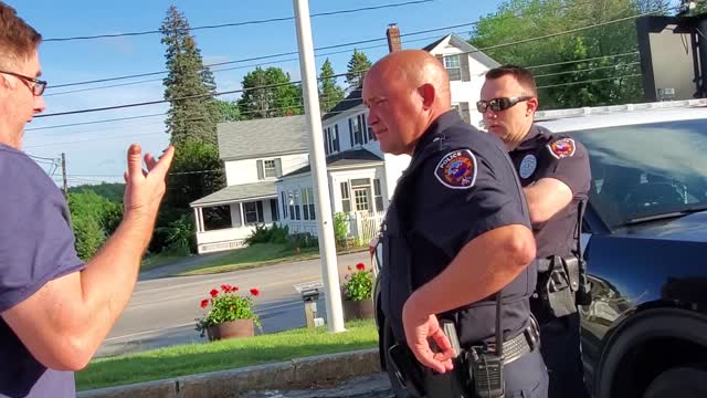 Polices showed up while Newmarket parents were locked out of parents town meeting -Mon 6-21-2021