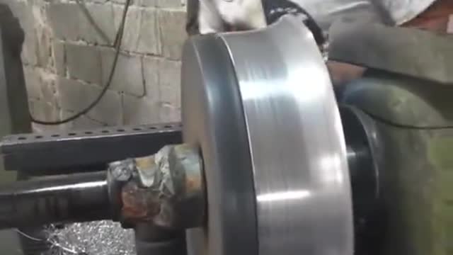 see how an aluminum cake pan is made