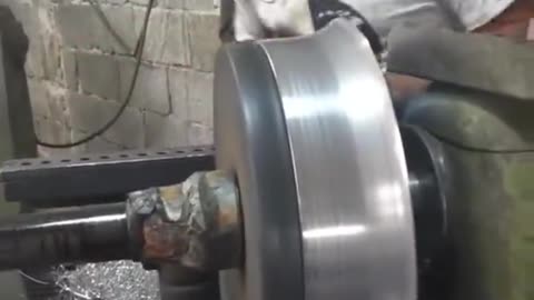 see how an aluminum cake pan is made