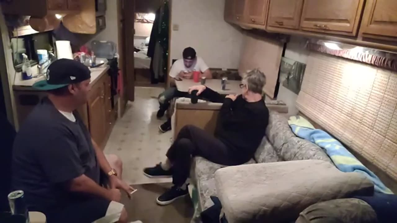 Bec and Blade RV with Andy Dick $3TTS $5 media Ayo 4-27-2022