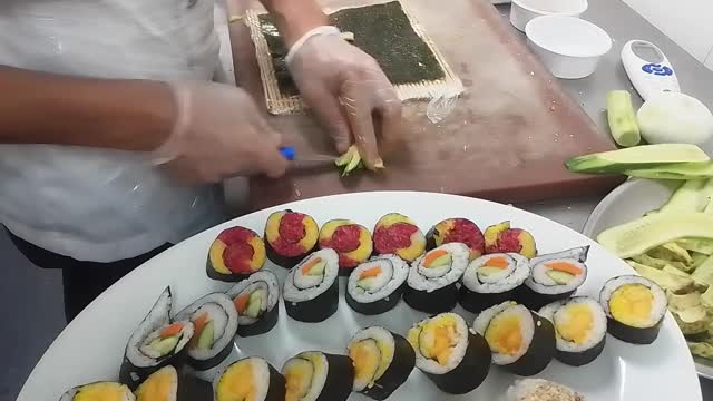 Taco&sushi preparation