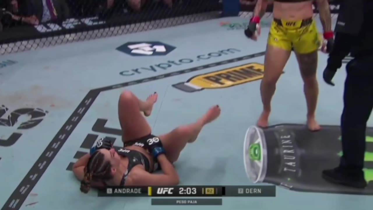 Jessica Andrade vs Mackenzie Dern KO Brutal 🤯