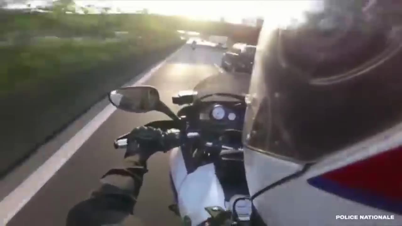 Craziest Motorcycle Police Chases Caught on Dashcam