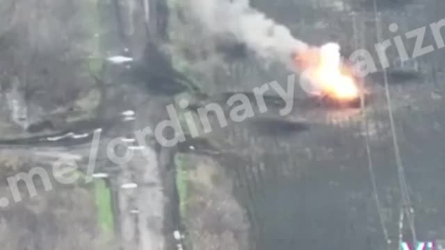 An interesting battle! A Russian tank ambushed a Ukrainian tank and destroyed it with a single shot.