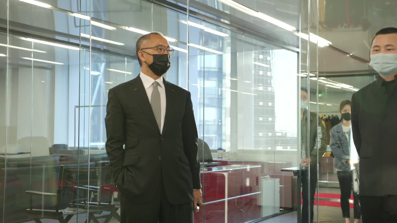 20220802文贵先生视频²：人得把心放正了，不要看人家缺点，看人家优点。长岛哥是走心了，感谢铲共骑侠。100万人要加入Gclub，什么概念！