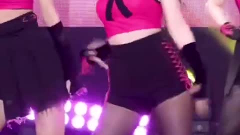 Best Nayeon Outfit_---