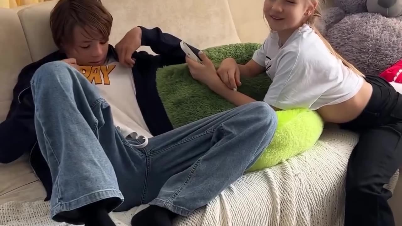 What are doing 😱