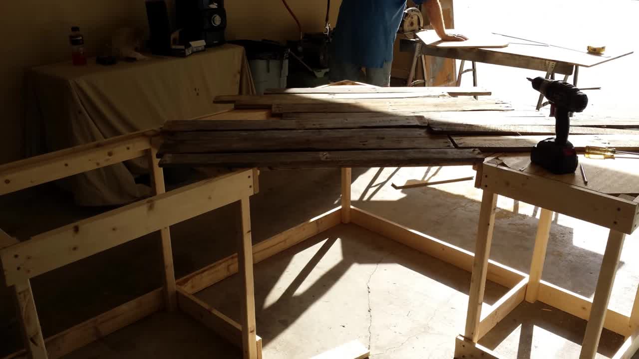 DIY Gaming Desk