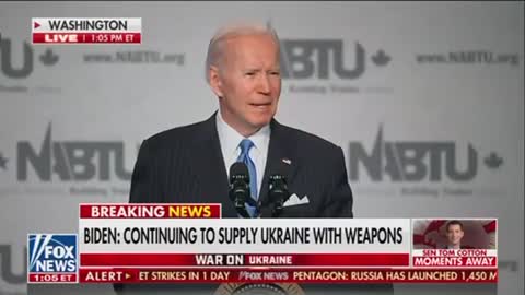 NEW - Biden to Ukraine: "If I got to go to war, I'm going with you guys."