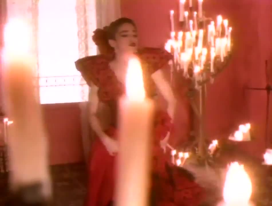 Madonna - La Isla Bonita (Official Video)