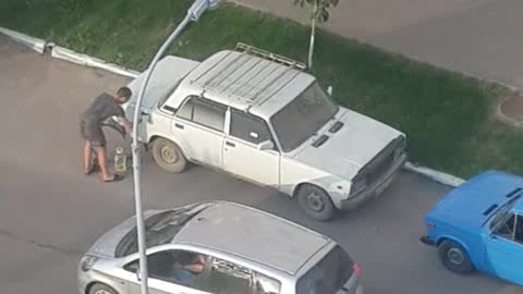 Stealing gas in broad daylight