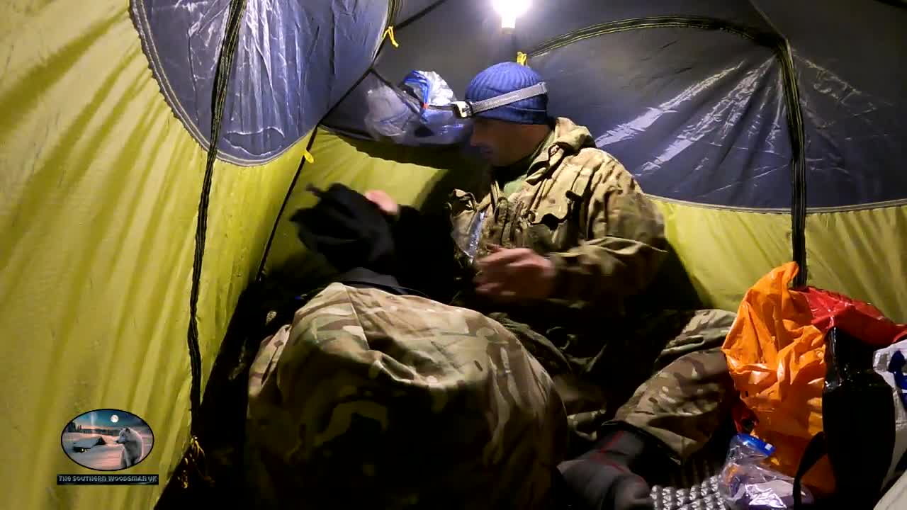 Wildcamping next to a river setting up my sleep system