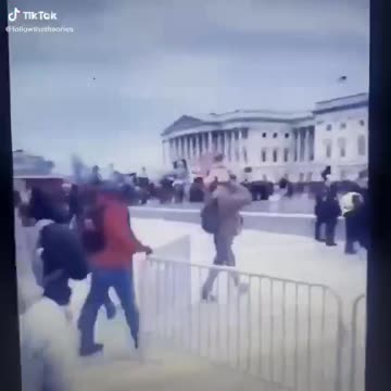 Mithilfe der Capitolpolizei