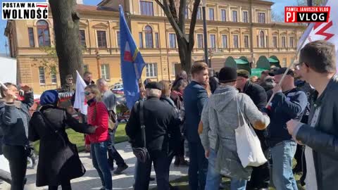 [LUBLIN, 25.04.2022] Pikieta w obronie Małgorzaty Chodkowskiej, nauczycielki z Lublina.