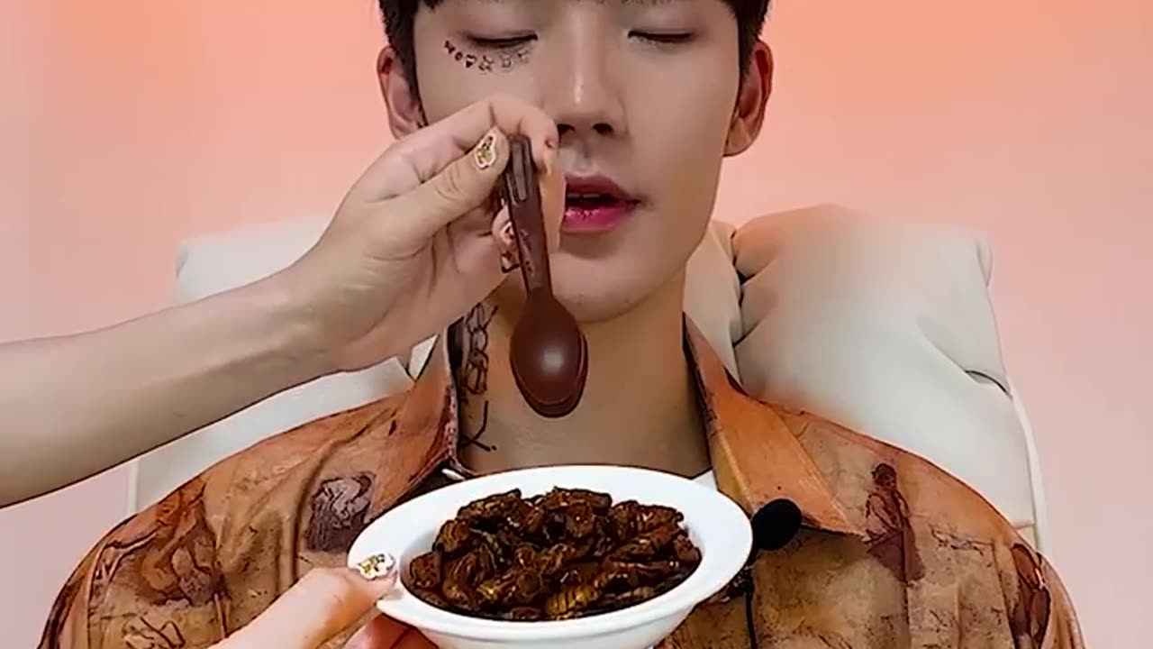 Random brown food mukbang 💩