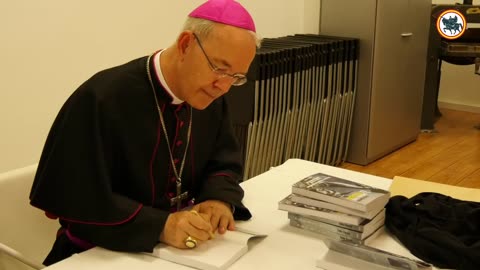 YOUNG PEOPLE IN SPAIN: VISIT OF MONS. ATHANASIUS SCHNEIDER TO SPAIN