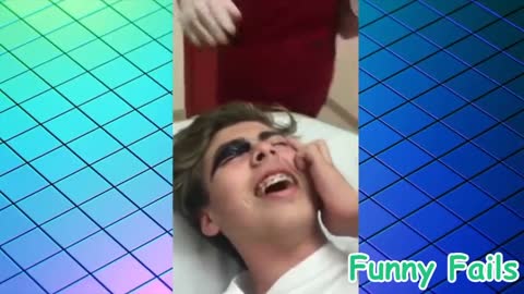 Amazing compilation - Try not to laugh when beauty fails