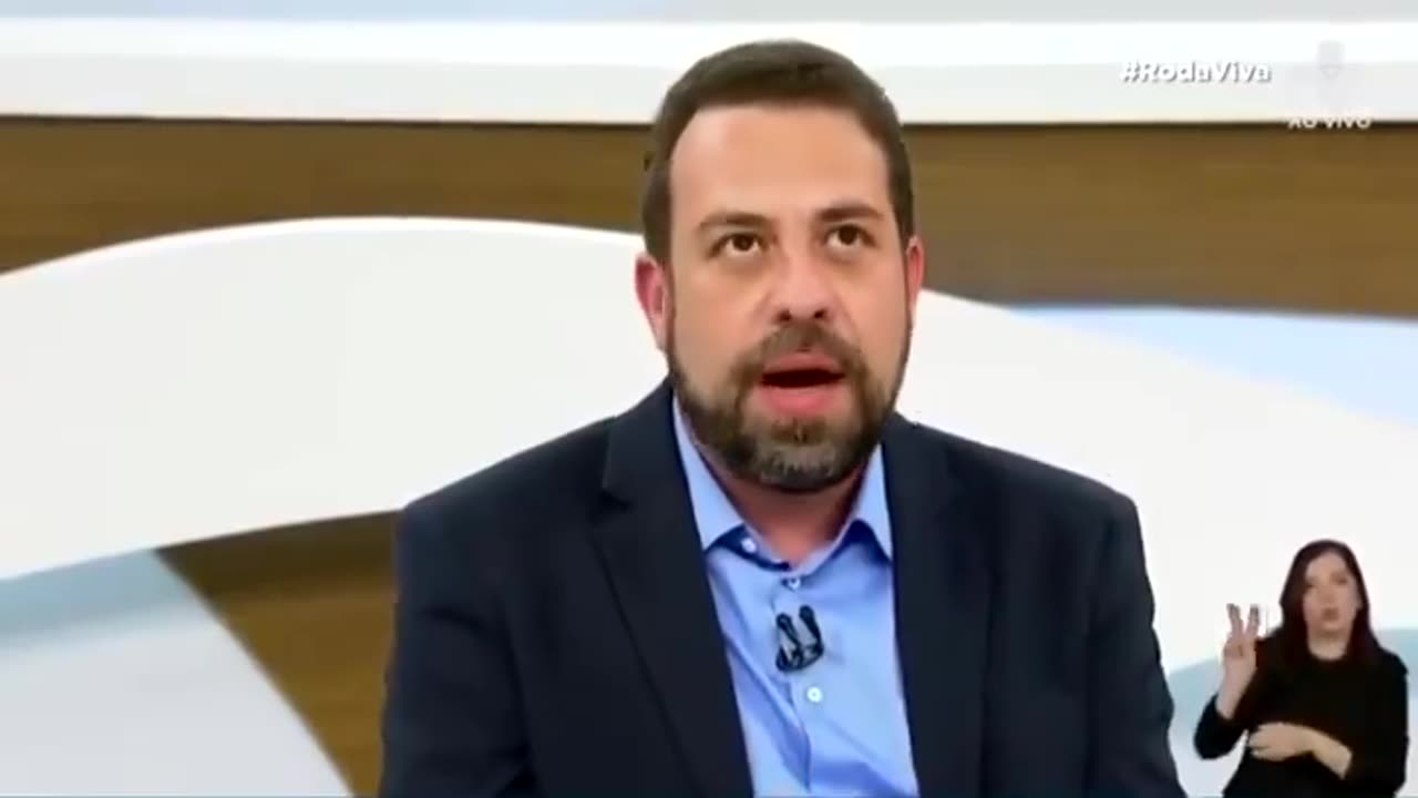 Guilherme Boulos (PSOL) reconheceu que “há indícios suficientes para dizer que houve fraude na eleição da Venezuela”.