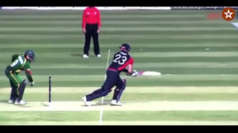 Top 10 funniest outs in cricket 🤣