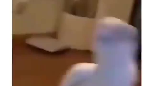 anyone else? 😂 what’s your favorite song right now? comment below 👇🏼