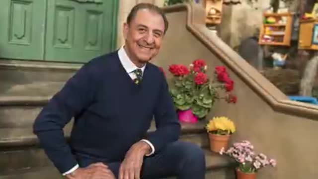 Sesame Street' actor Emilio Delgado dies at 81 l WNT||