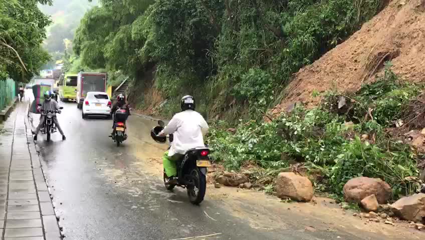 Deslizamiento en Regaderos Norte