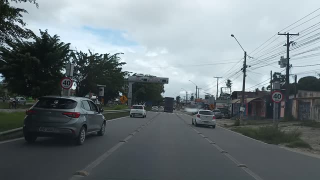 Dirigindo até o Marco Zero do Recife