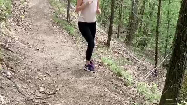 Sneaking Past Snake Scares Woman