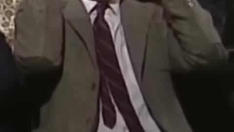 Mr Bean is Odd and Weird - Rowan Atkinson - I dont like him at all #mrbean