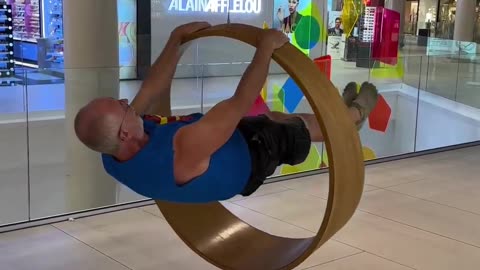 60 year old man proving age is just a number #calisthenics