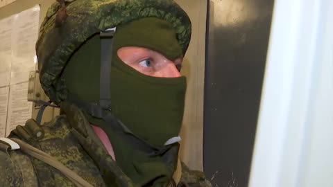 Nebo-T radar crew on duty during the special military operation