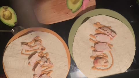 Fresh Chicken & Avocado Wraps