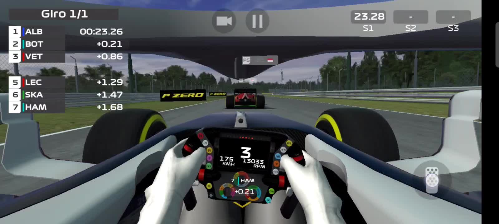 F1 mobile racing experience