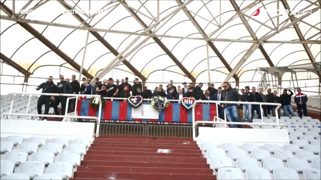 Na Poljudu položeni vijenci za preminule članove Torcide