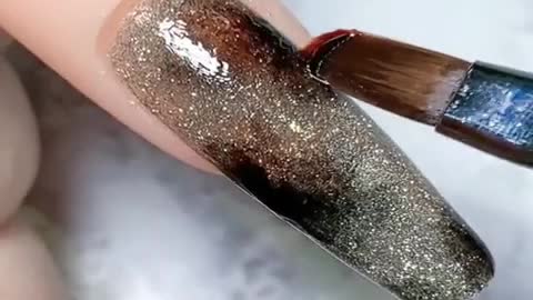Clever yet simple Acrylic Nail Art