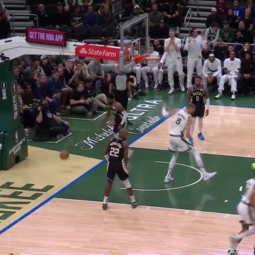 Boston Celtics - KP up on that rim early 😤