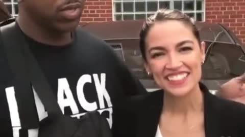 THIS GUY IS HILARIOUS, YOU NEED TO SEE THE LOOK ON AOC'S FACE, SHE JUST HUGGED A PYTHON