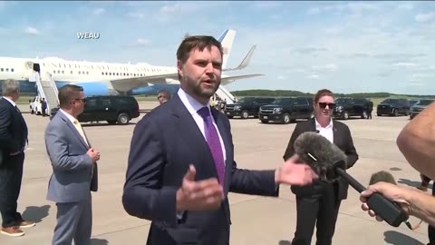 JD Vance after physically walking up to Kamala Harris’ plane