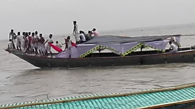 Funny Dance on Boat...