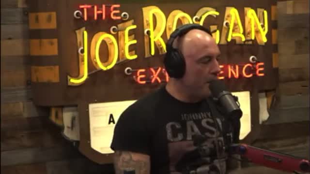 Rogan Congratulates Rumble On Its MASSIVE Success