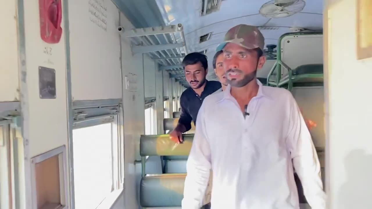 بوڑھے سے مذاق مہنگا پڑ گیا