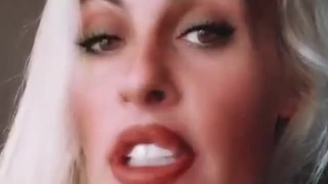 Al di là dei capelli... Anita fa una giusta riflessione