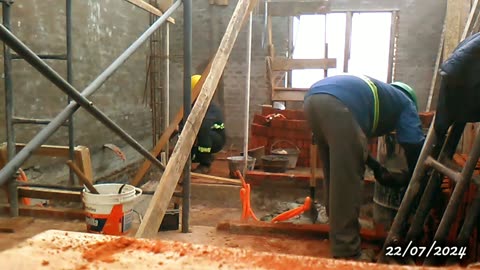 Hoy se descarga camión de ladrillos - Cooperativa de Viviendas - COVISOLTAC - Tacuarembó 22/07/2024